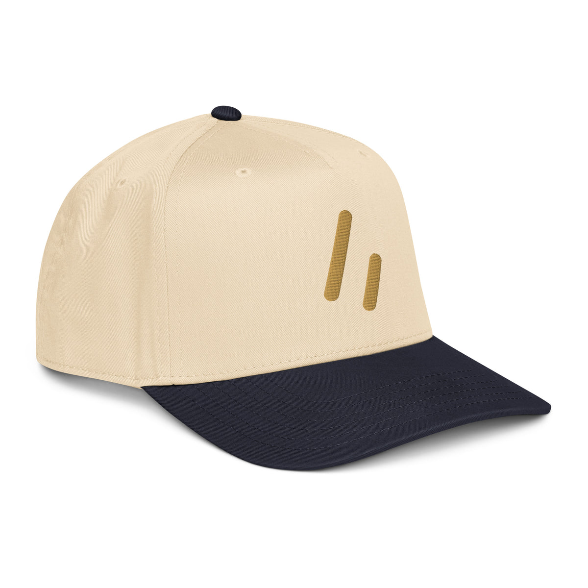 Mayvick structured cap, Navy/Natural, 3/4 front-right: Old Gold two-bar mark on the natural crown
