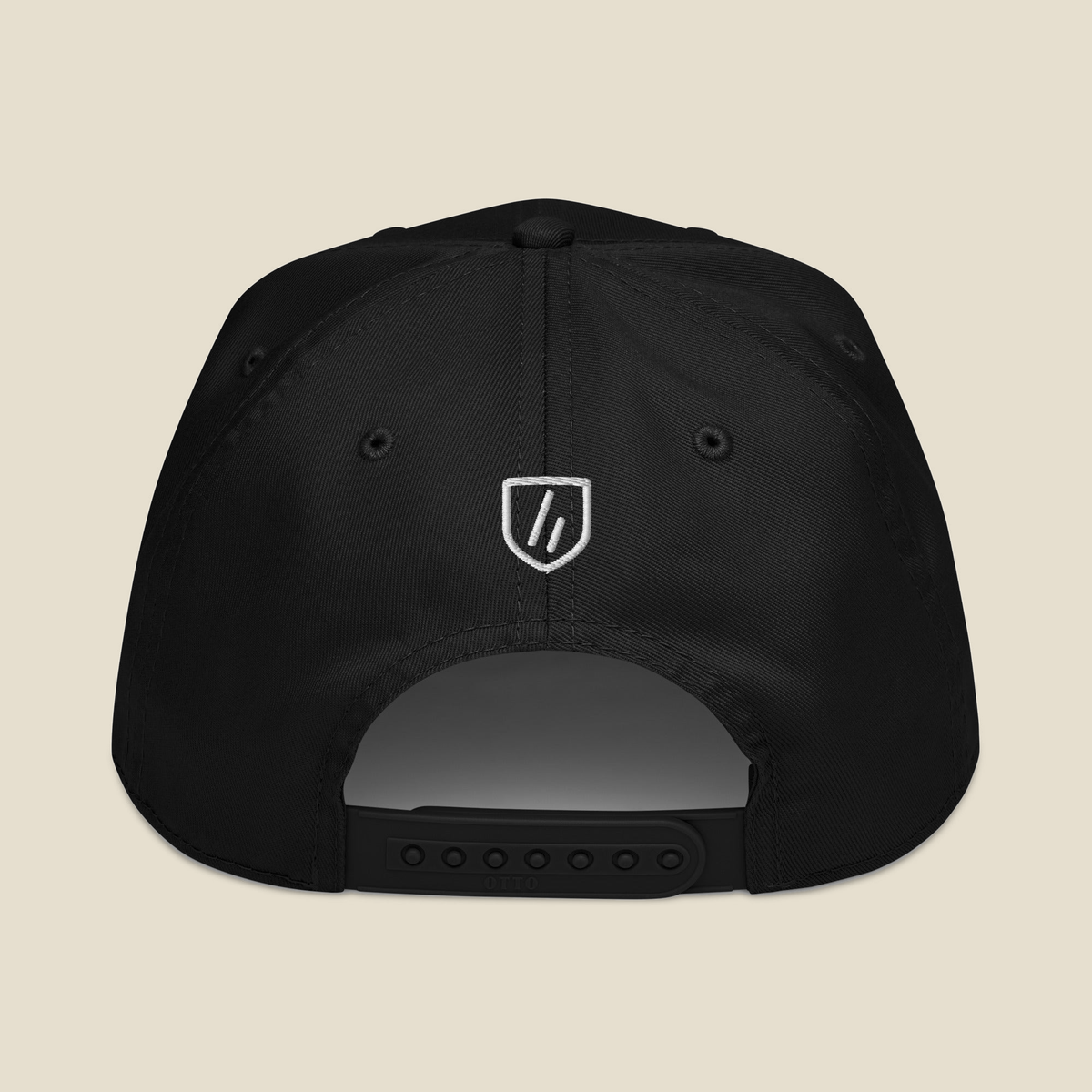 Mayvick Structured Cap 7, back view, black: a small shield symbol above the snap closure.