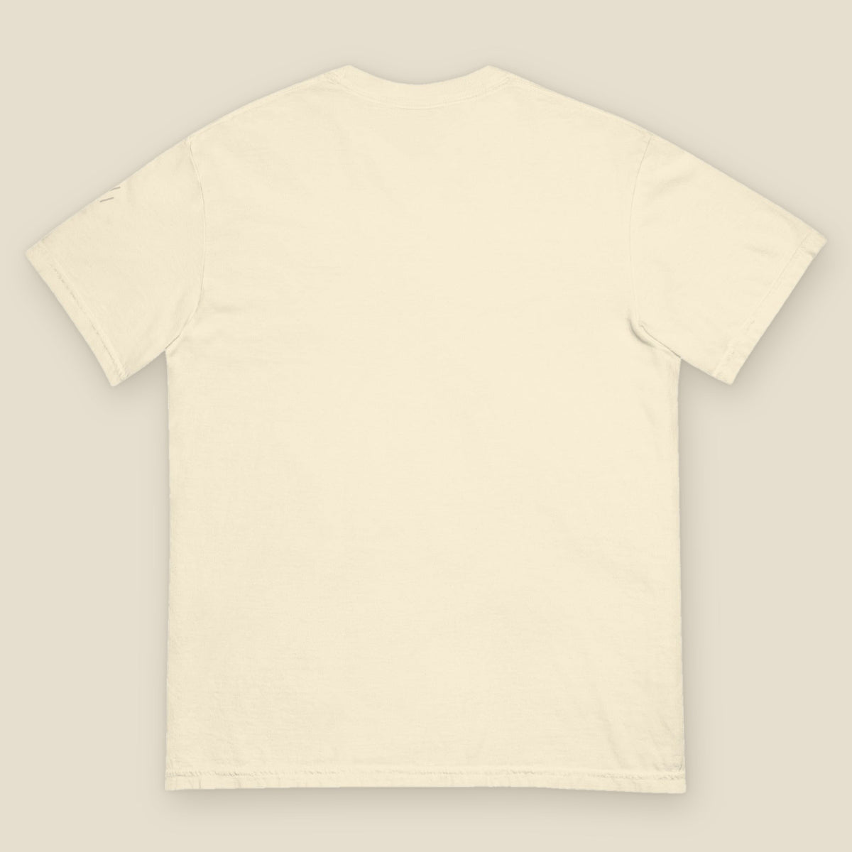 Lisle Tee, back, Lemont Stone (Ivory): plain back.